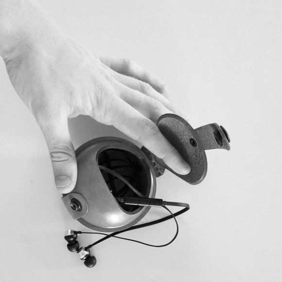 Paulette Rollo Pumpkin Coin Purse - Picture 9 of 9